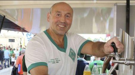 Jonny Otten Death Fact Check, Birthday & Age Dead or Kicking