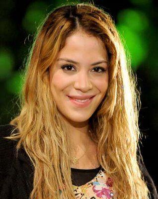 Júlia Almeida Death Fact Check, Birthday & Age | Dead or Kicking