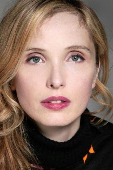 Julie Delpy Death Fact Check, Birthday & Age | Dead or Kicking