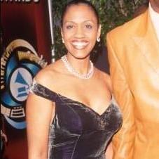 Julie McKnight