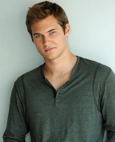 Justin Prentice Death Fact Check, Birthday & Age | Dead or Kicking