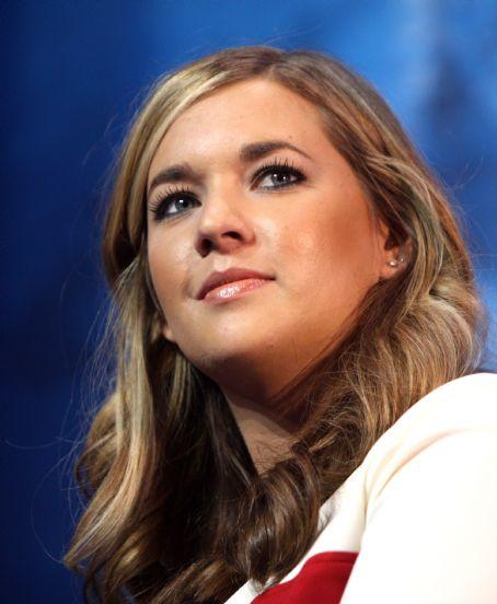 Katie Pavlich Death Fact Check, Birthday & Age | Dead or Kicking