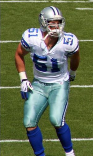 Keith Brooking Death Fact Check, Birthday & Age | Dead or Kicking