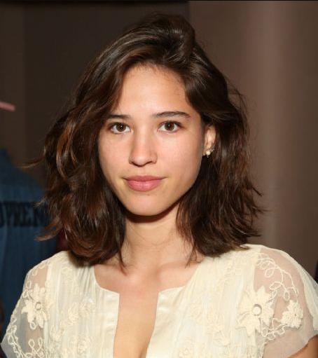 Kelsey Asbille Death Fact Check, Birthday & Age | Dead or Kicking