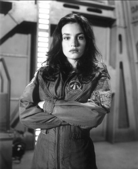 Kristen Cloke Death Fact Check, Birthday & Age | Dead or Kicking