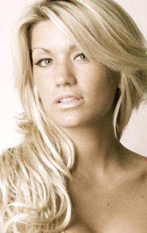 Lacey Von Erich Death Fact Check, Birthday & Age | Dead or Kicking