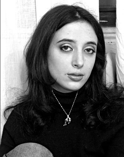 Lara Roxx Death Fact Check, Birthday & Age | Dead or Kicking