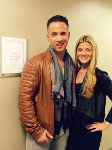 Lauren Pesce Death Fact Check, Birthday & Age | Dead or Kicking