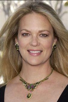 Leann Hunley Death Fact Check, Birthday & Age | Dead or Kicking