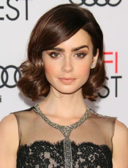 Lily Collins Death Fact Check Birthday And Age Dead Or Kicking 5688