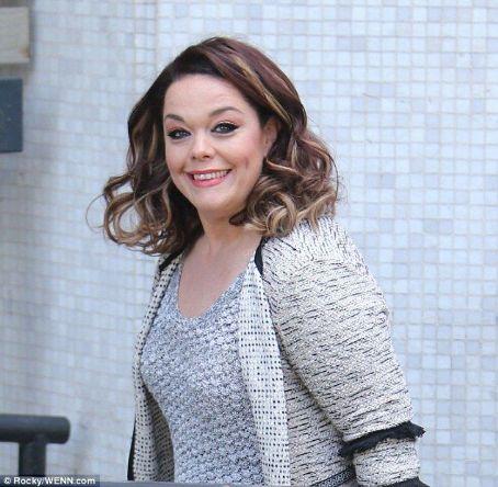 Lisa Riley Death Fact Check, Birthday & Age | Dead or Kicking