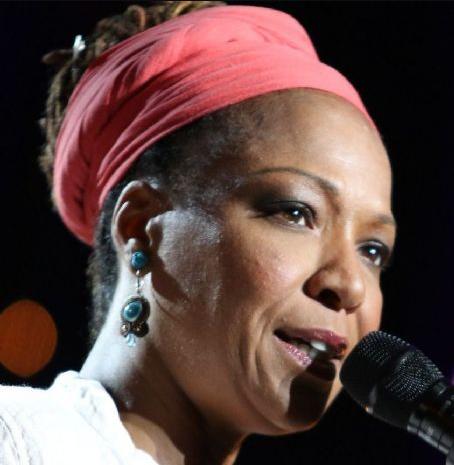 Lisa Stroud Death Fact Check, Birthday & Age | Dead or Kicking