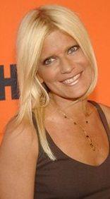 Lizzie Grubman Death Fact Check, Birthday & Age | Dead or Kicking