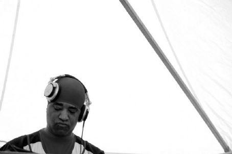 Marley Marl Death Fact Check, Birthday & Age | Dead or Kicking