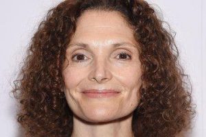 Mary Elizabeth Mastrantonio Death Fact Check, Birthday & Age