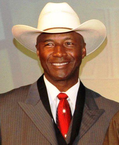 Mel Blount Death Fact Check, Birthday & Age | Dead Or Kicking