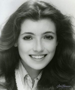 Mia Sara Death Fact Check Birthday Age Dead Or Kicking