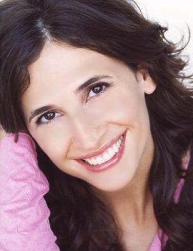 Michaela Watkins Death Fact Check, Birthday & Age | Dead or Kicking