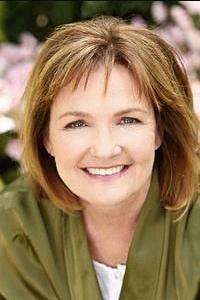 Nancy Lenehan Death Fact Check, Birthday & Age | Dead or Kicking