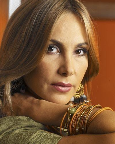 Natalia Streignard Death Fact Check, Birthday & Age | Dead or Kicking