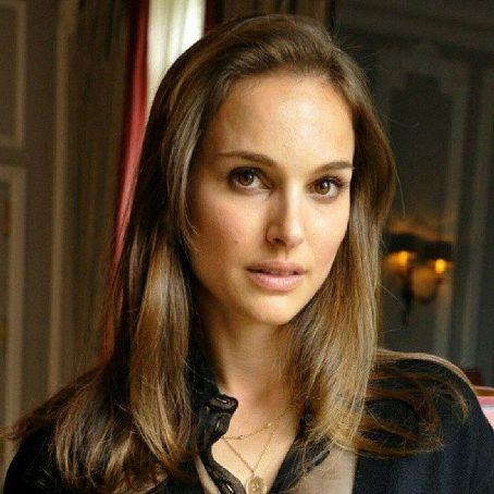 Natalie Portman Death Fact Check, Birthday & Age | Dead or Kicking