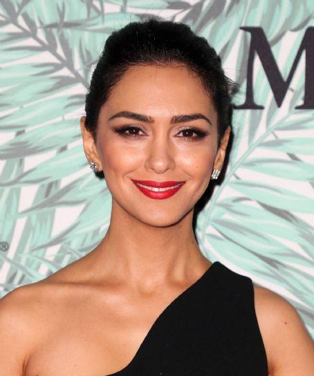 Nazanin Boniadi Death Fact Check, Birthday & Age | Dead or Kicking