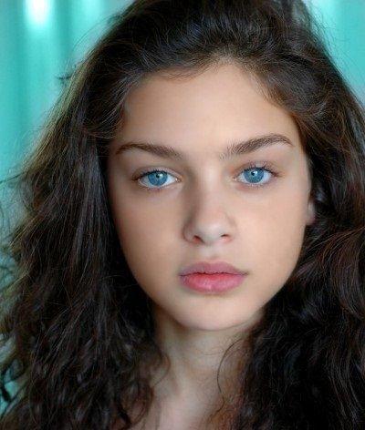 Odeya Rush Death Fact Check, Birthday & Age | Dead or Kicking