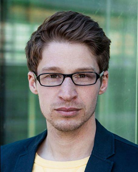 Oliver Bender Death Fact Check, Birthday & Age | Dead or Kicking