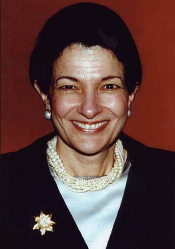 Olympia Snowe Death Fact Check, Birthday & Age | Dead or Kicking