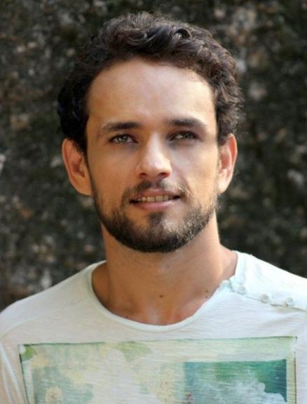 Oscar Calixto Death Fact Check, Birthday & Age | Dead or Kicking