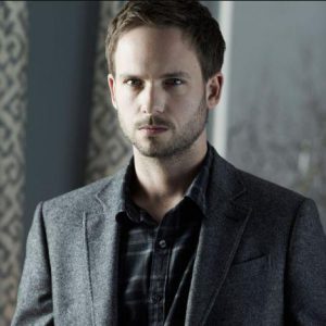 Patrick J. Adams Death Fact Check, Birthday & Age 