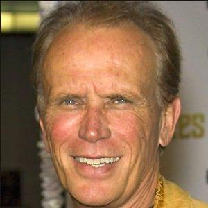 Peter Weller Death Fact Check, Birthday & Age | Dead or Kicking