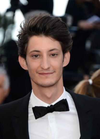 Pierre Niney Death Fact Check, Birthday & Age | Dead or Kicking