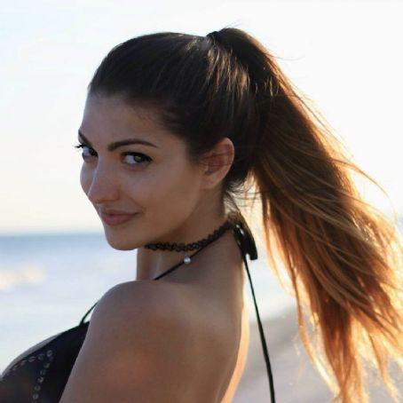 Rachel Levin Death Fact Check, Birthday & Age | Dead or Kicking