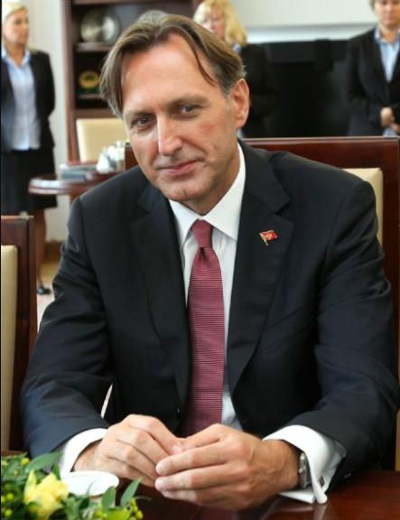 Ranko Krivokapić Death Fact Check, Birthday & Age Dead or Kicking