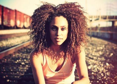 Rebecca Jefferson Death Fact Check, Birthday & Age | Dead or Kicking