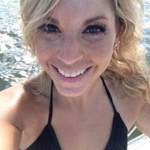 Regina Fazio Death Fact Check, Birthday & Age | Dead or Kicking