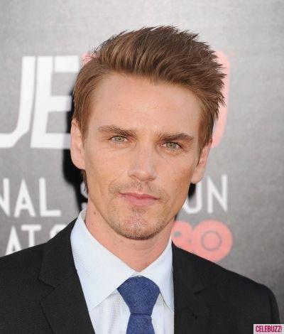 Next photo of Riley Smith