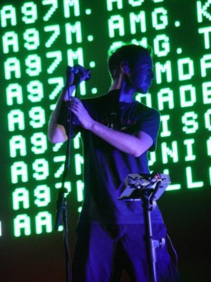 Robert del Naja Death Fact Check, Birthday & Age | Dead or Kicking