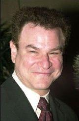 Robert Wuhl Death Fact Check, Birthday & Age | Dead or Kicking