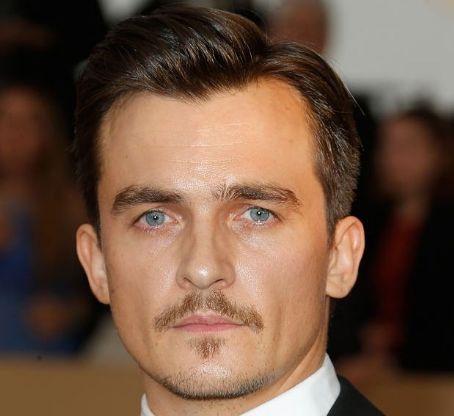 Rupert Friend Death Fact Check, Birthday & Age | Dead or Kicking