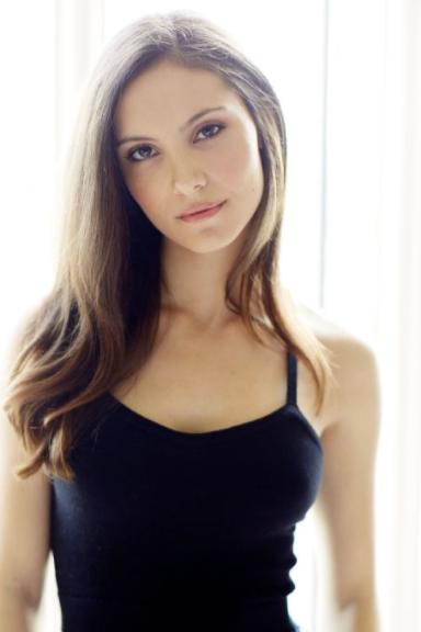 Samantha Robinson Death Fact Check, Birthday & Age | Dead or Kicking