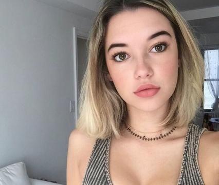 Sarah Snyder Death Fact Check, Birthday & Age | Dead or Kicking