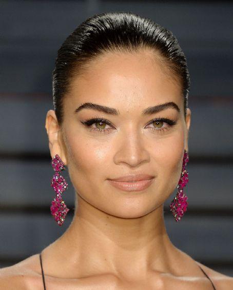 Shanina Shaik Death Fact Check, Birthday & Age | Dead or Kicking