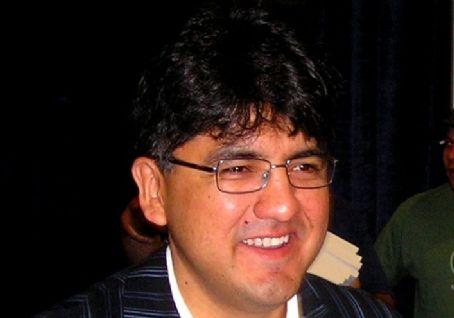 Sherman Alexie Death Fact Check, Birthday & Age | Dead or Kicking