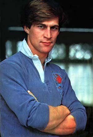 Simon MacCorkindale