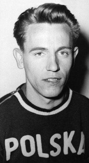 Stefan Florenski Death Fact Check, Birthday & Age Dead or Kicking