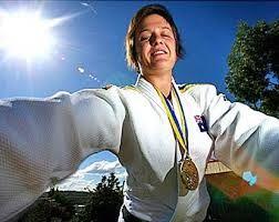 Stephanie Grant Death Fact Check, Birthday & Age | Dead or Kicking