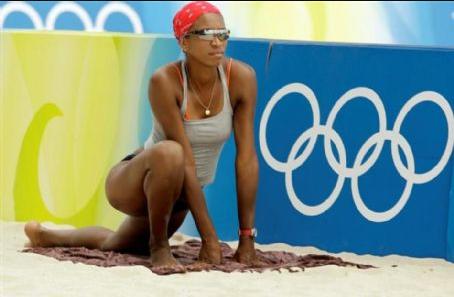 Tamara Larrea Death Fact Check, Birthday & Age Dead or Kicking