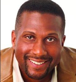 Tavis Smiley Death Fact Check, Birthday & Age | Dead or Kicking